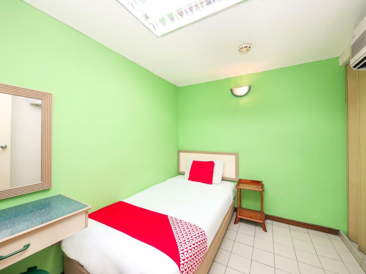 Oyo 538 A&N Hotel Bukit Damansara エクステリア 写真